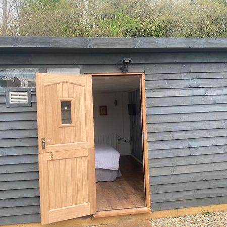 Bridport Garden Suite Eksteriør billede
